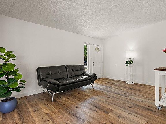 3rd image of 5633 Kenneth Ave