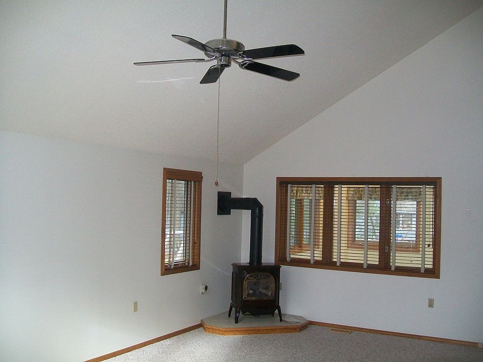 2523 E Higgins Lake Dive, Higgins Lake, MI 48653 Zillow