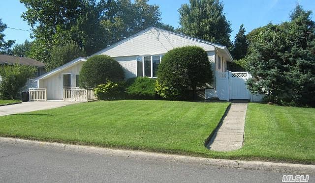 1st image of 19 Jackson Ave