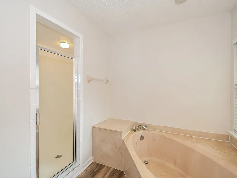 283 Springfield Ct — Photo 12