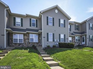 1230 Pin Oak Dr, Perkiomenville, PA 18074