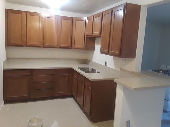3rd image of 1424 W Dahl Ln APT 3