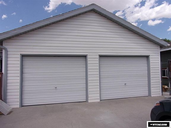 3rd image of 345 Firehole Pl
