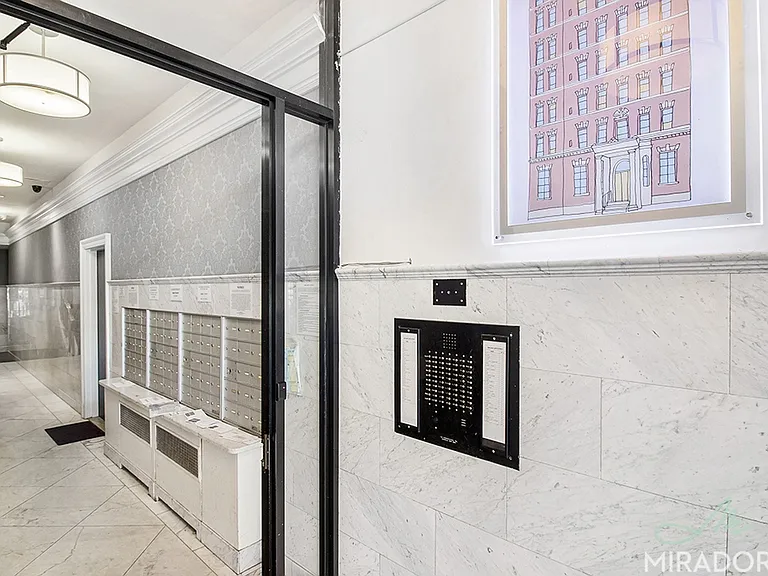 304 E 20th St #PHA — Photo 11
