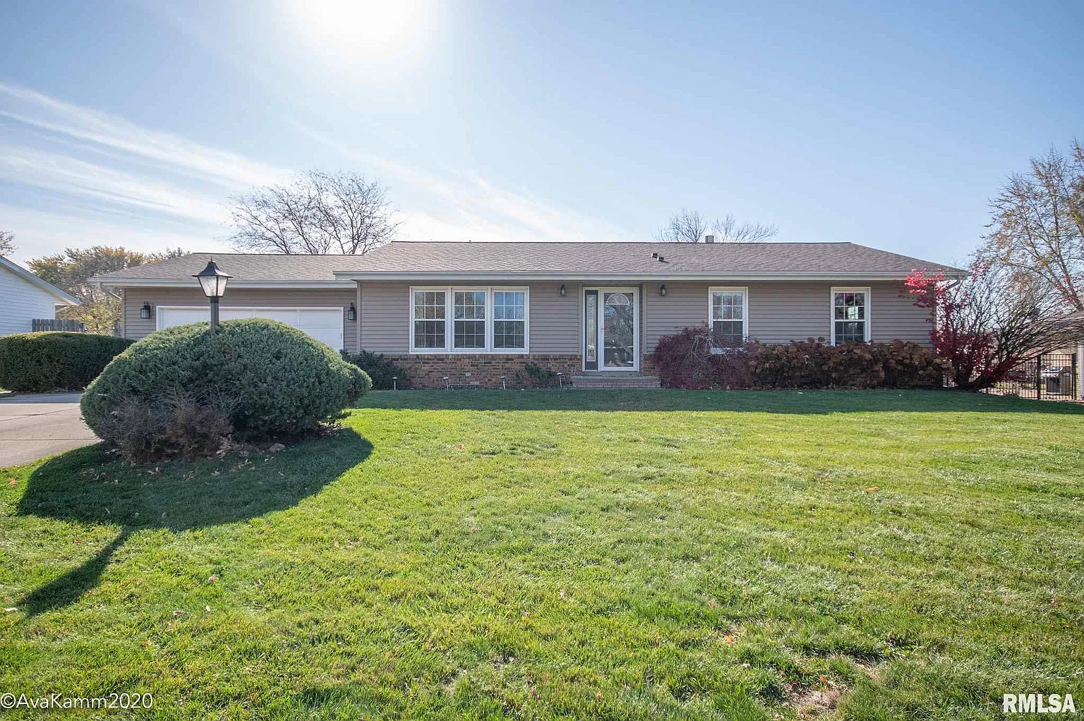 506 W Gloria Dr photo 1