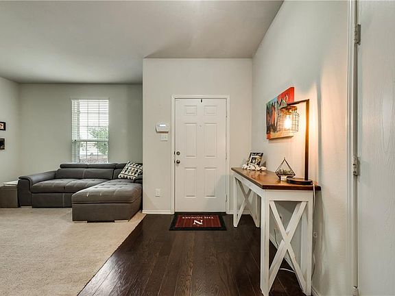 3rd image of 10013 Dolerite Dr