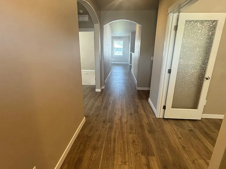18551 White Rose Pl — Photo 3