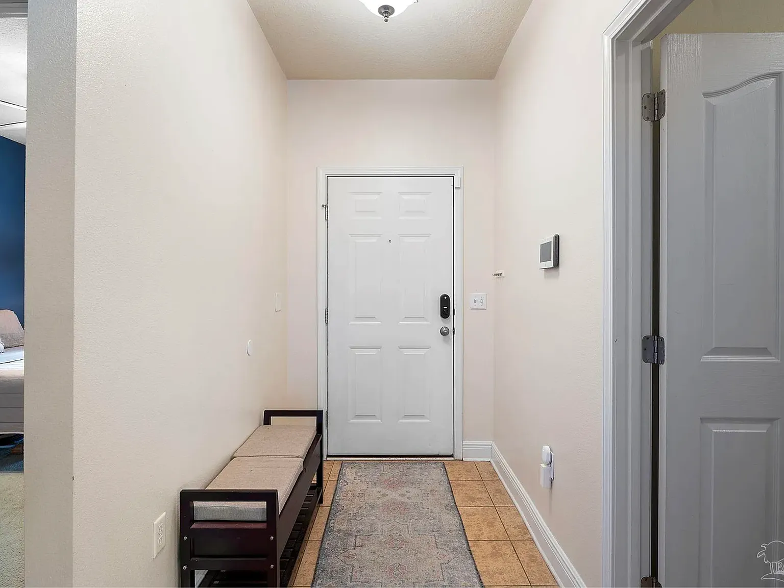 3 bed, 1576 sqft, $2,000 — Photo 4