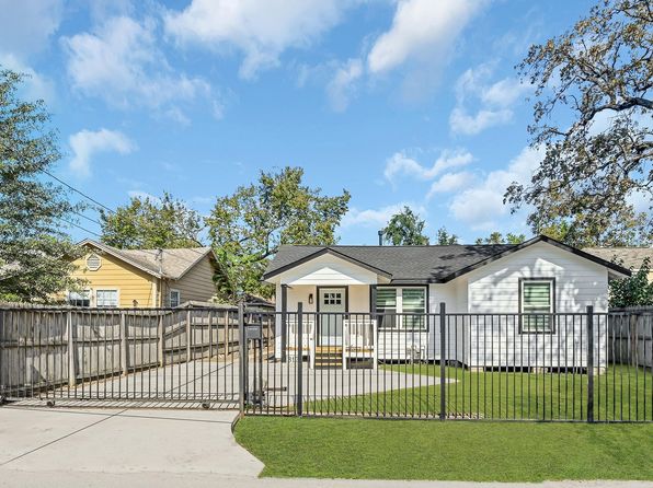 317 Melbourne St, Houston, TX 77022