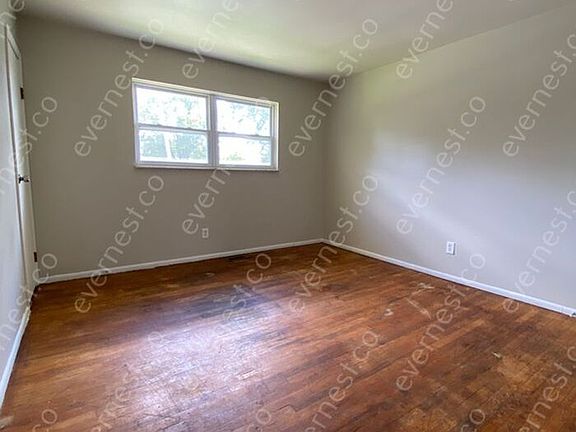 5th image of 3110 Clairpoint Ct #C