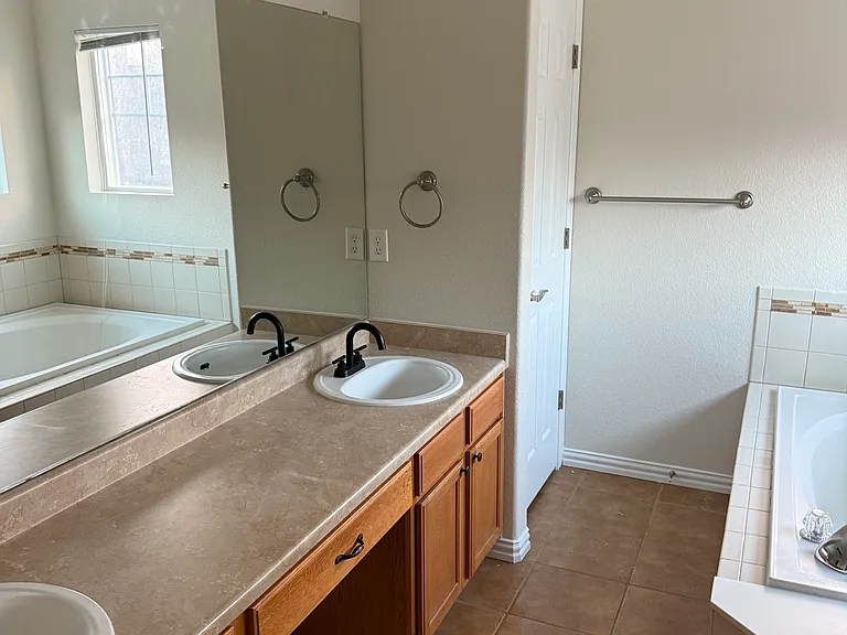 2788 S Killarney Way — Photo 16