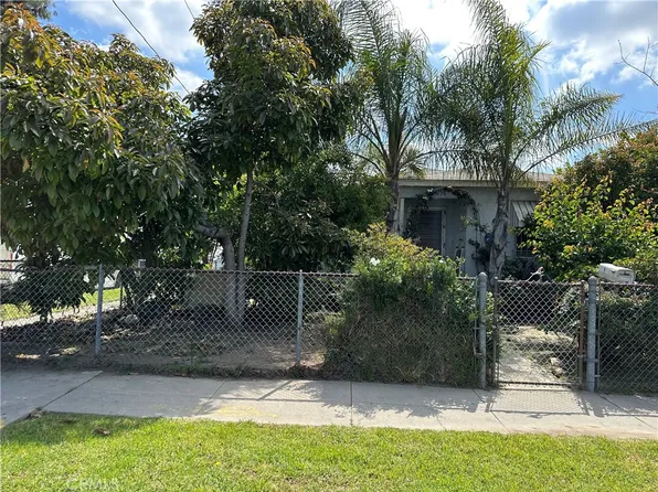 8902 Hooper Ave, Los Angeles, CA 90002