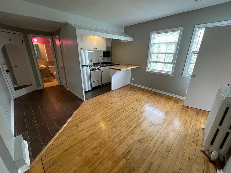2118 Pillsbury Ave S #12 — Photo 7