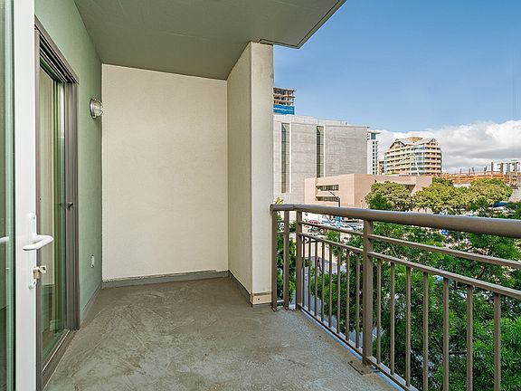 2nd image of 1240 India St Unit 421
