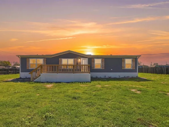 2504 Willow Oak Ln, Burleson, TX 76028