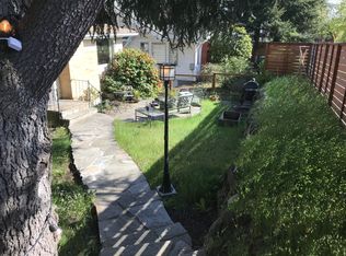 8516 Linden Ave N, Seattle, WA 98103