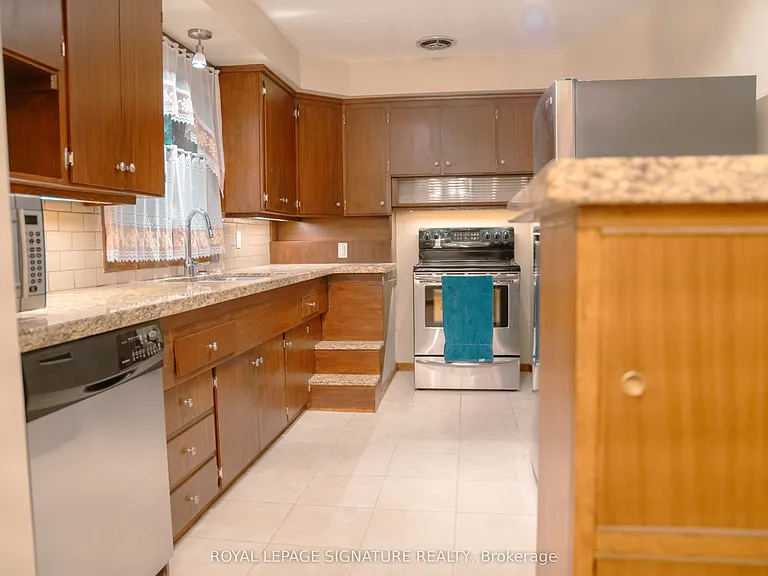 2 Brantwood Dr — Photo 12