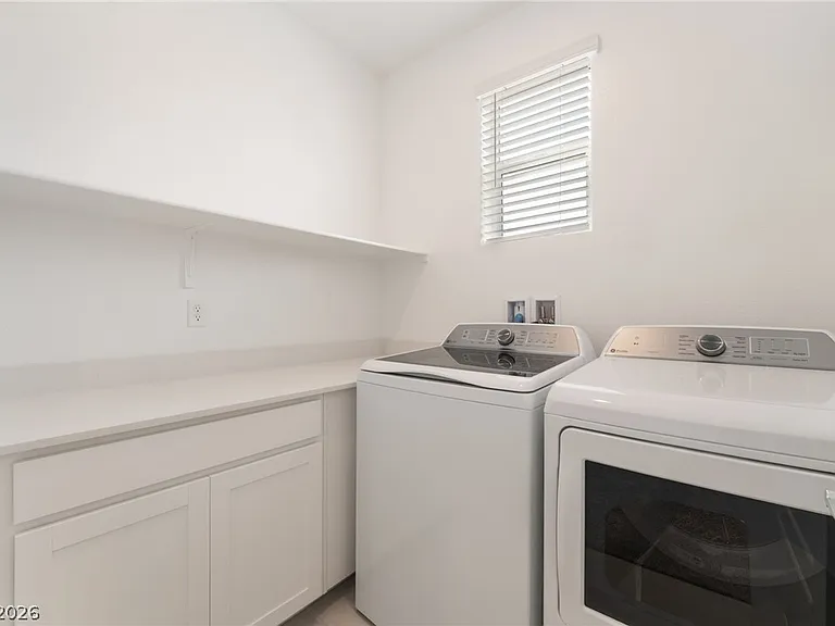 4136 Paragon Crest Ct — Photo 32