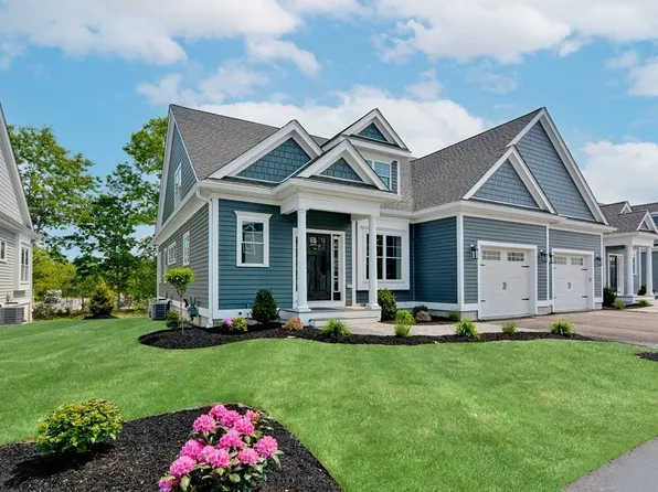 7 Harman Way #4, Medfield, MA 02052