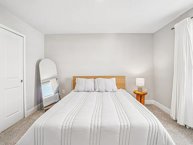 5282 Neil Dr — Photo 25