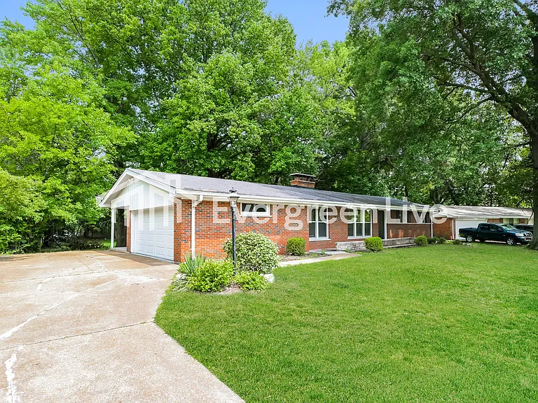 11950 N Ranch Dr — Photo 2