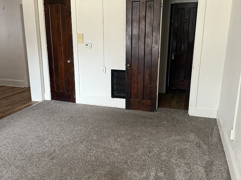 610 N Buxton St #1 — Photo 2