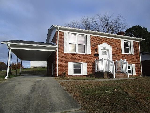 1st image of 538 Doe St