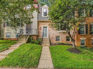 7867 Painted Daisy Dr, Springfield, VA 22152