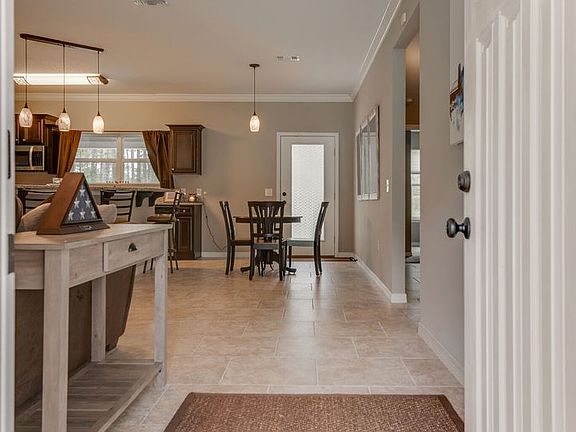 5th image of 9078 Deer Ln