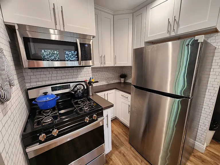 749 N Wilton Pl #2 — Photo 19