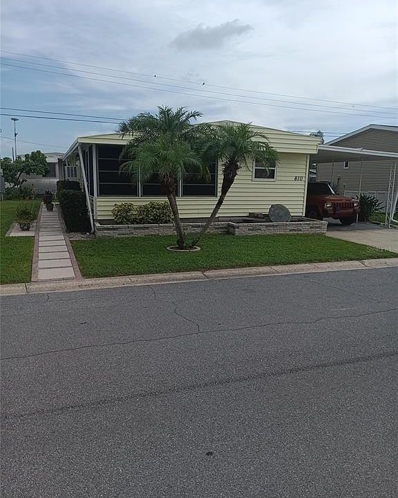 1st image of 810 49TH AVENUE W