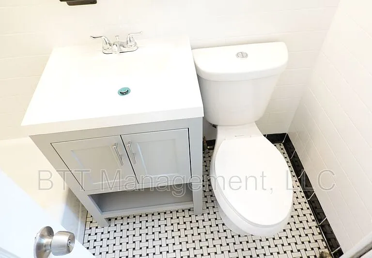 8311 Garland Ave #6 — Photo 14