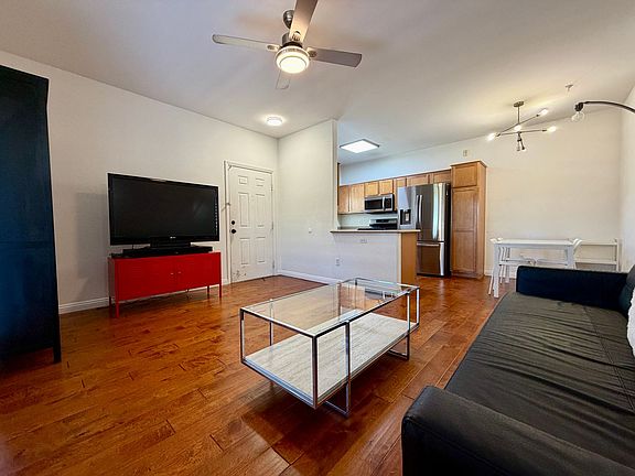 3rd image of 2291 W Horizon Ridge Pkwy Unit 1101