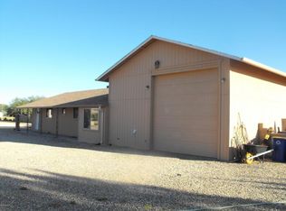 30760 S Meandering Ln, Congress, AZ 85332