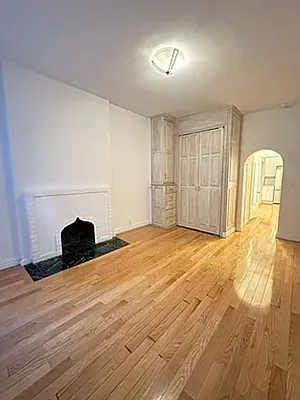 Rented by CitySites Real Estate Group | media 2