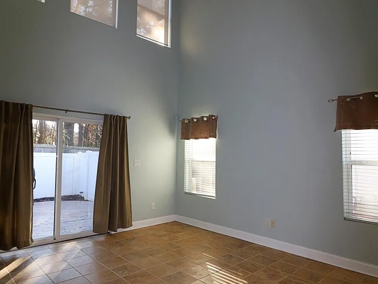 2090 Shady Pond Dr — Photo 9