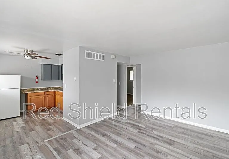 815 George Pl #11 — Photo 5