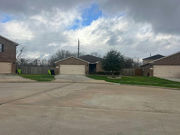 4th image of 5211 Briar Cove Cir