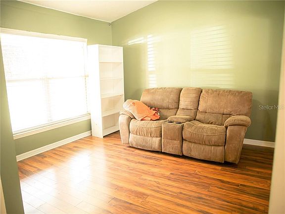 2nd image of 40349 Dogwood Way