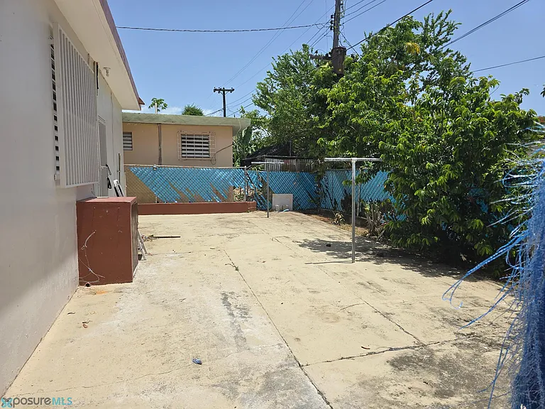 0 Calle 1 — Photo 4