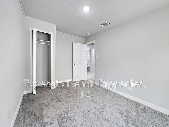 3rd image of 1606 W Wildwood Dr #A