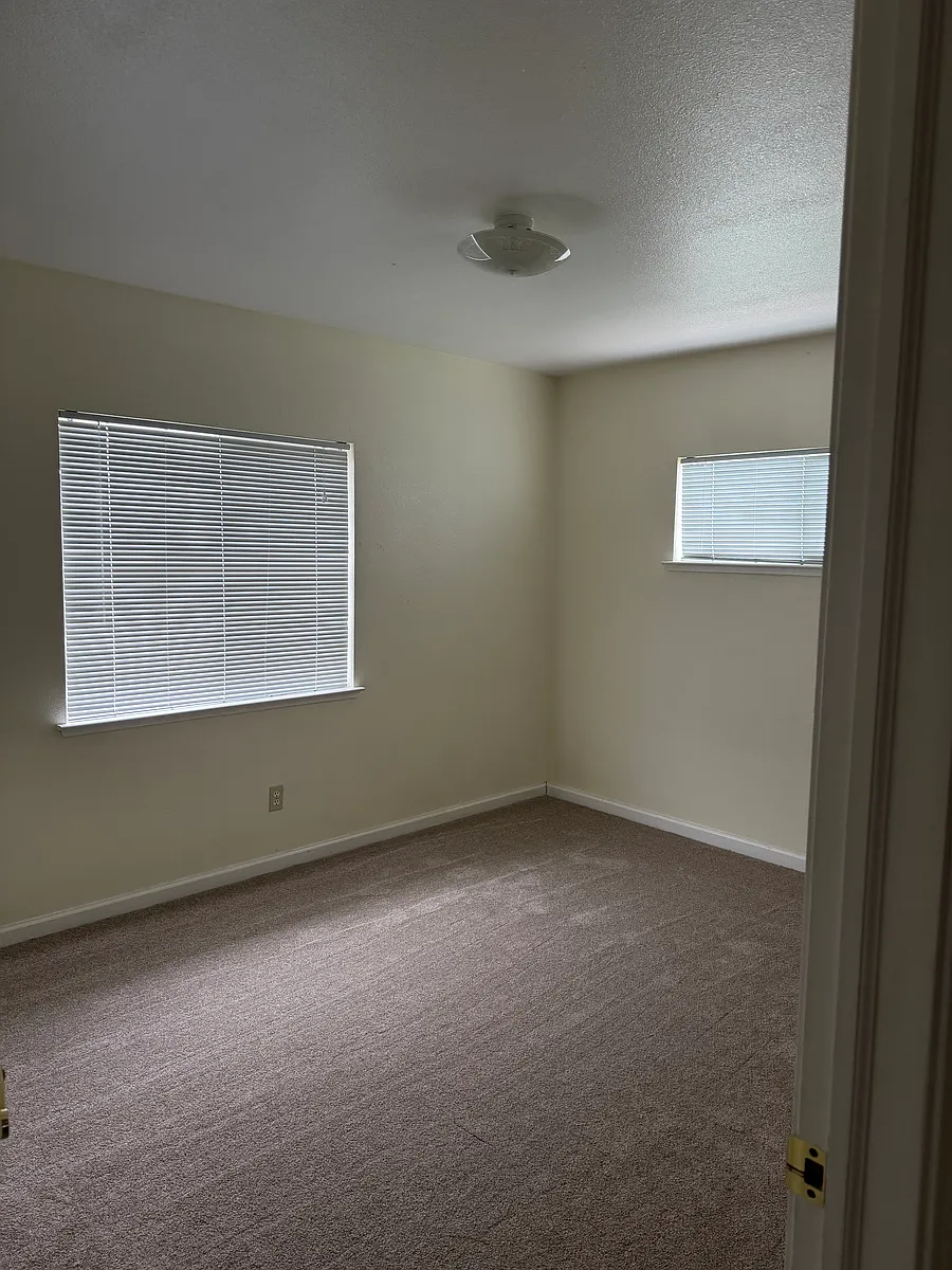 Building Photo - 3623 Rio Linda Blvd #2