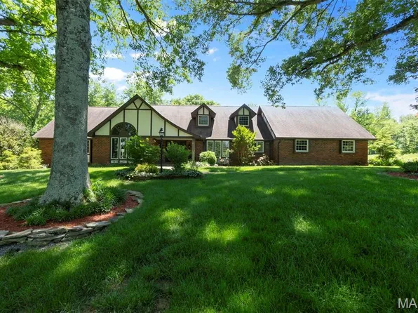 167 Red Fox Ln, Cape Girardeau, MO 63701