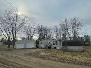 409 Steffey St, Crystal, MI 48818