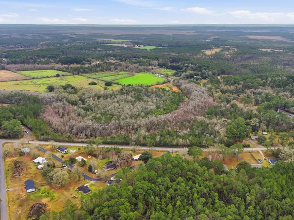 Saracennia Rd, Moss Point, MS 39562