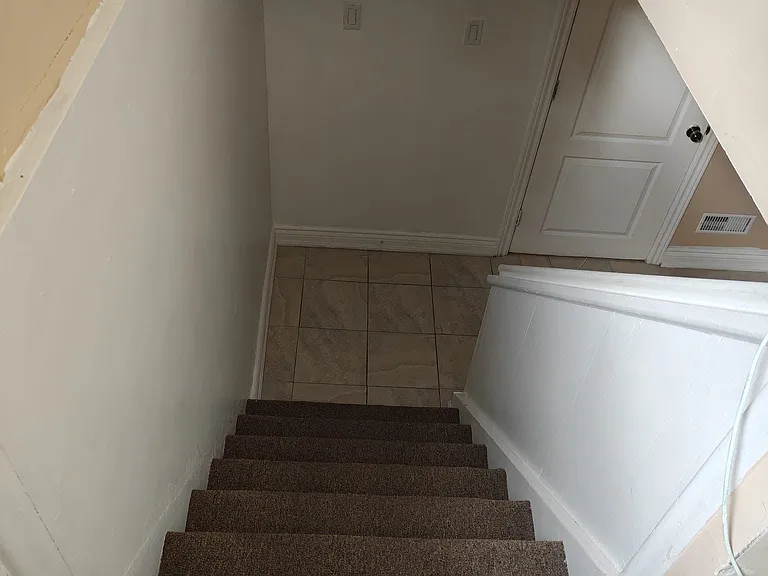 69 Cornerbrook Dr S — Photo 17