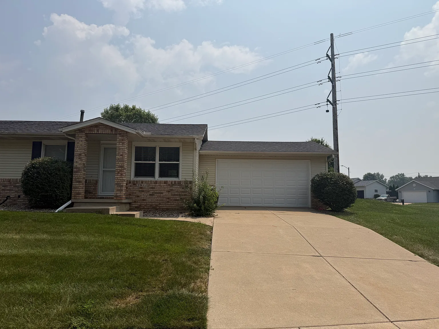 2 bed, 768 sqft, $1,275 — Photo 1