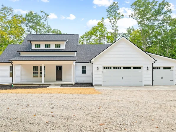 2689 Wooden Nickel Dr, Nashville, IN 47448