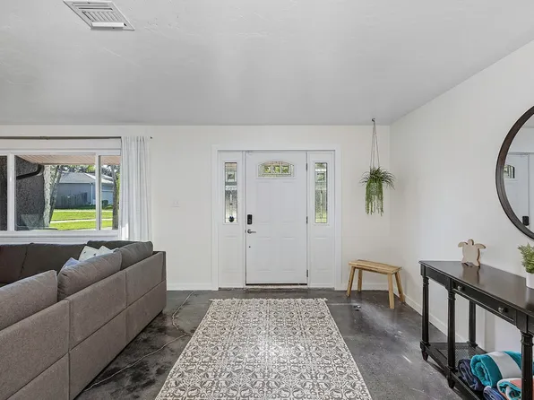 296 Broadview Dr #Id1623879p, Fort Myers, FL 33905