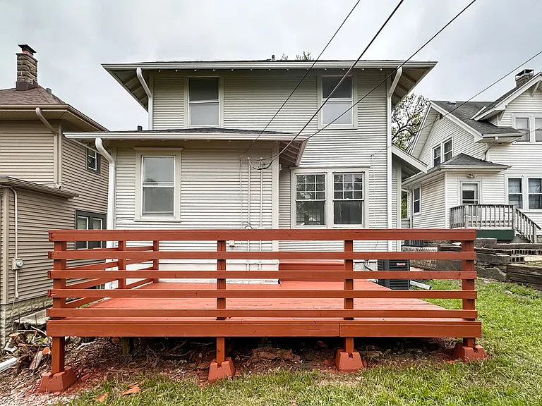 2122 Bancroft St — Photo 21